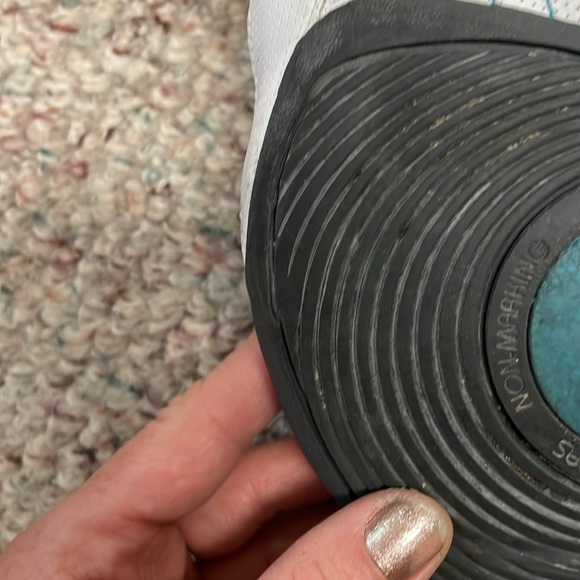 Like new Nike runners - Picture 10 of 10